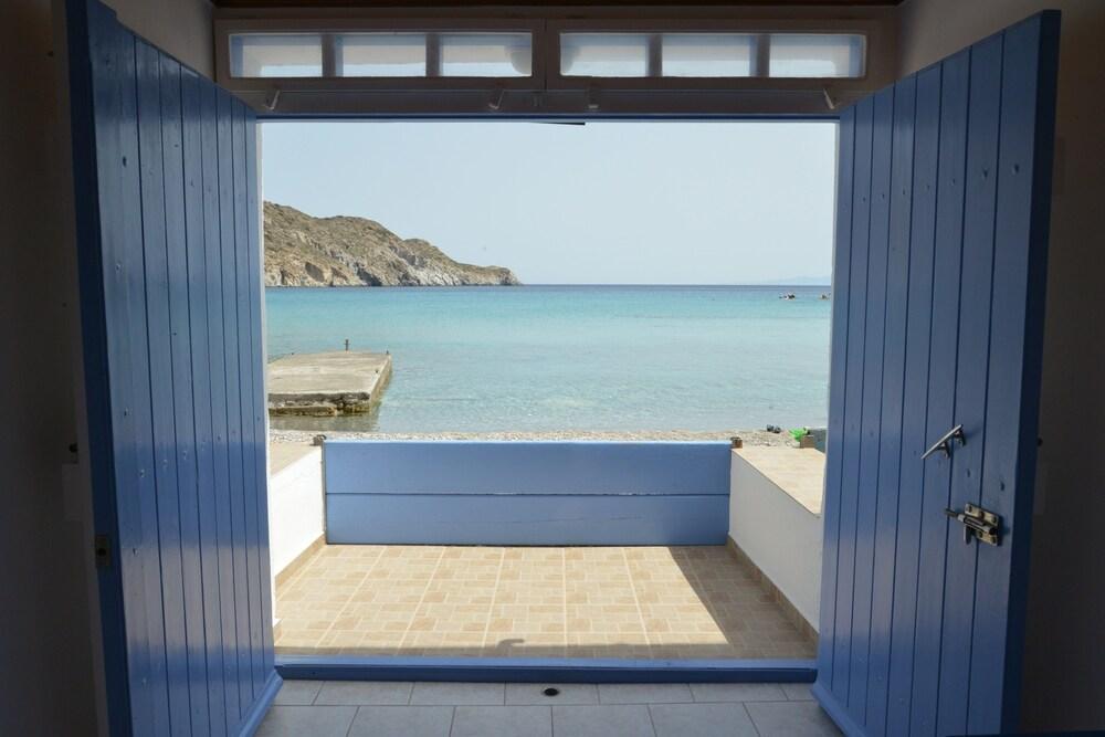 Апартаменти Erginas Boat House Plaka  Екстер'єр фото