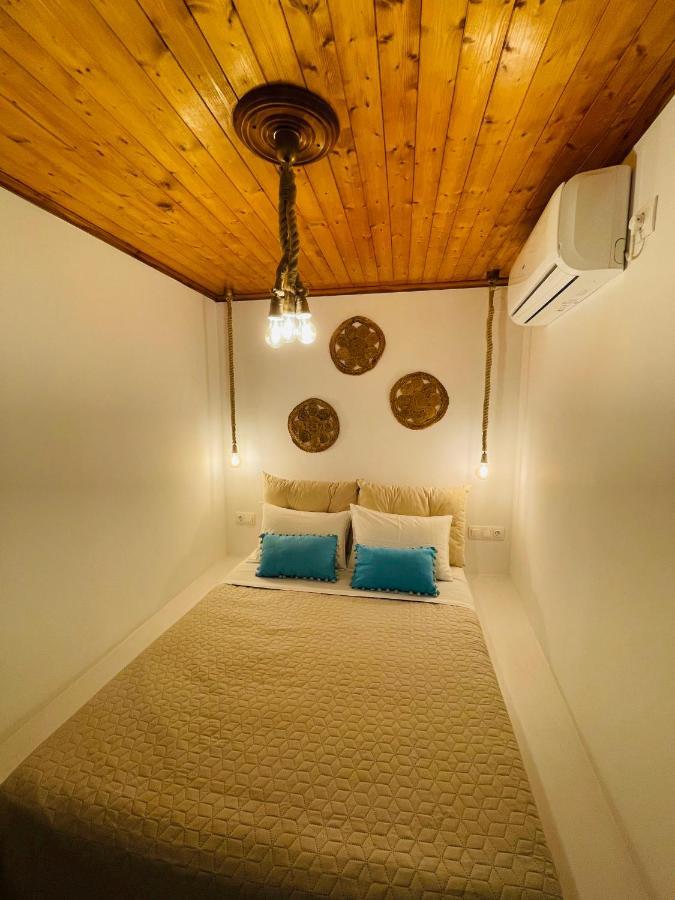 Апартаменти Erginas Boat House Plaka  Екстер'єр фото